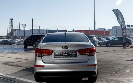 KIA Rio III рестайлинг, 2016 год, 880 000 рублей, 6 фотография