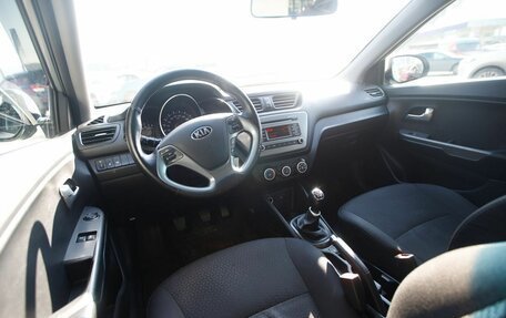 KIA Rio III рестайлинг, 2016 год, 880 000 рублей, 9 фотография