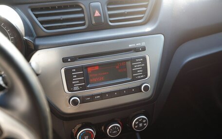 KIA Rio III рестайлинг, 2016 год, 880 000 рублей, 13 фотография