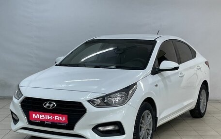Hyundai Solaris II рестайлинг, 2017 год, 1 400 000 рублей, 1 фотография