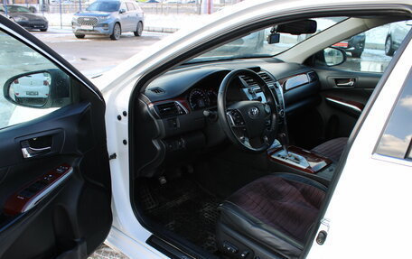 Toyota Camry, 2012 год, 1 569 000 рублей, 12 фотография