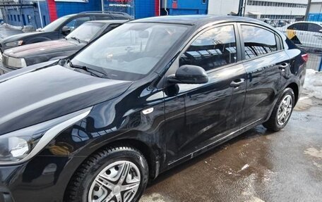 KIA Rio IV, 2018 год, 1 290 000 рублей, 3 фотография