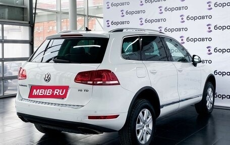 Volkswagen Touareg III, 2012 год, 2 020 000 рублей, 6 фотография