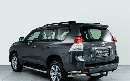 Toyota Land Cruiser Prado 150 рестайлинг 2, 2012 год, 2 837 000 рублей, 6 фотография