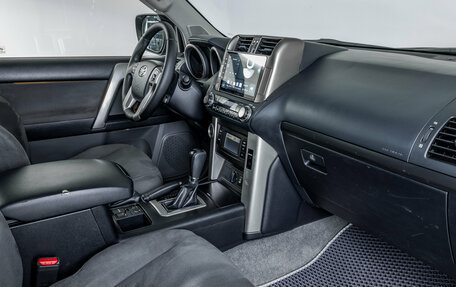 Toyota Land Cruiser Prado 150 рестайлинг 2, 2012 год, 2 837 000 рублей, 9 фотография