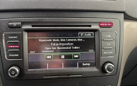 Skoda Yeti I рестайлинг, 2014 год, 1 000 000 рублей, 10 фотография