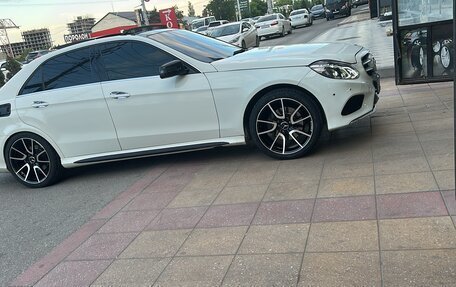 Mercedes-Benz E-Класс, 2011 год, 1 600 000 рублей, 4 фотография