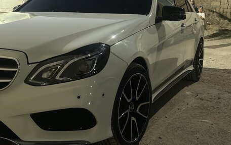 Mercedes-Benz E-Класс, 2011 год, 1 600 000 рублей, 2 фотография