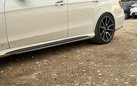 Mercedes-Benz E-Класс, 2011 год, 1 600 000 рублей, 3 фотография