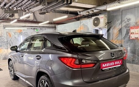 Lexus RX IV рестайлинг, 2018 год, 4 900 000 рублей, 5 фотография