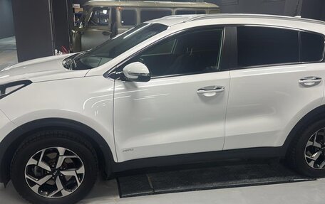 KIA Sportage IV рестайлинг, 2019 год, 2 350 000 рублей, 4 фотография