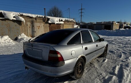 Opel Vectra B рестайлинг, 1998 год, 42 000 рублей, 2 фотография