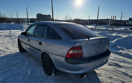 Opel Vectra B рестайлинг, 1998 год, 42 000 рублей, 3 фотография