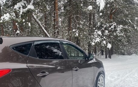 Hyundai ix35 I рестайлинг, 2013 год, 1 100 000 рублей, 2 фотография