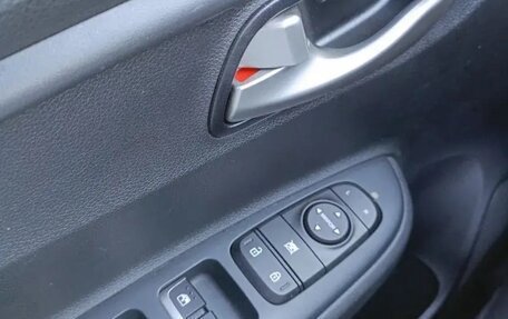 KIA Rio IV, 2021 год, 1 850 000 рублей, 9 фотография