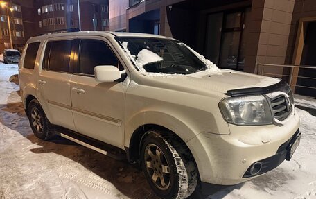 Honda Pilot III рестайлинг, 2014 год, 2 120 000 рублей, 3 фотография