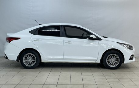 Hyundai Solaris II рестайлинг, 2017 год, 1 400 000 рублей, 8 фотография