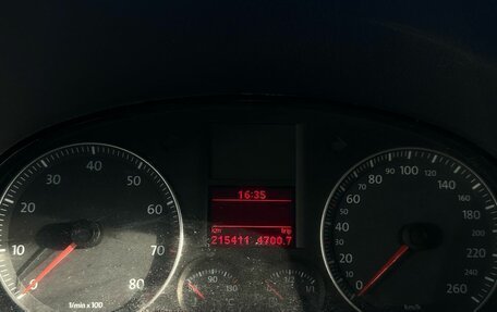 Volkswagen Touran III, 2006 год, 329 000 рублей, 8 фотография