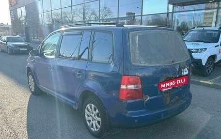 Volkswagen Touran III, 2006 год, 329 000 рублей, 4 фотография