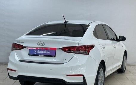 Hyundai Solaris II рестайлинг, 2017 год, 1 400 000 рублей, 4 фотография