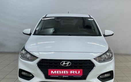 Hyundai Solaris II рестайлинг, 2017 год, 1 400 000 рублей, 3 фотография