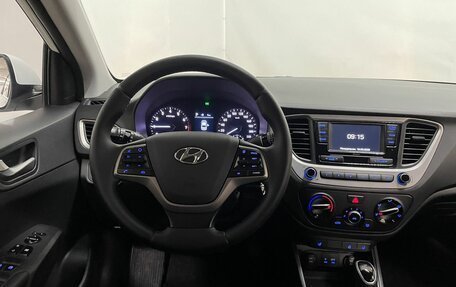 Hyundai Solaris II рестайлинг, 2017 год, 1 400 000 рублей, 16 фотография