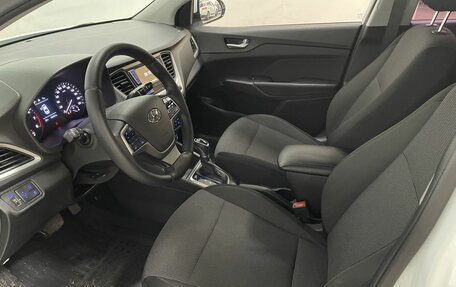 Hyundai Solaris II рестайлинг, 2017 год, 1 400 000 рублей, 12 фотография