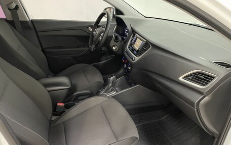 Hyundai Solaris II рестайлинг, 2017 год, 1 400 000 рублей, 19 фотография