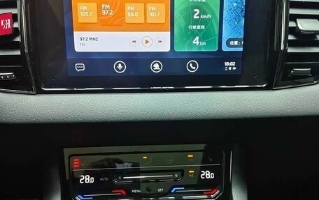 Skoda Karoq I, 2022 год, 2 160 000 рублей, 12 фотография