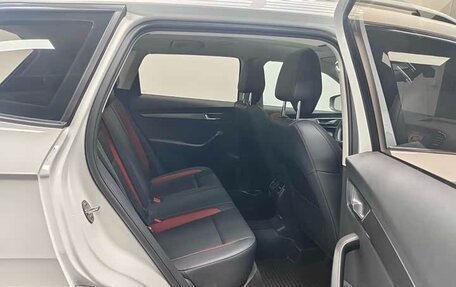 Skoda Karoq I, 2022 год, 2 160 000 рублей, 19 фотография