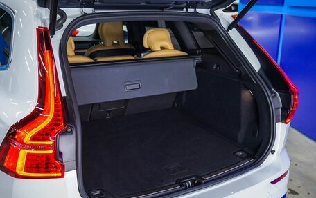 Volvo XC60 II, 2025 год, 6 600 000 рублей, 9 фотография