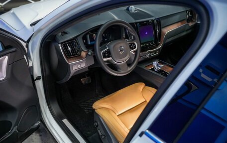 Volvo XC60 II, 2025 год, 6 600 000 рублей, 11 фотография