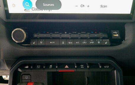 Toyota Tundra, 2025 год, 12 200 000 рублей, 23 фотография