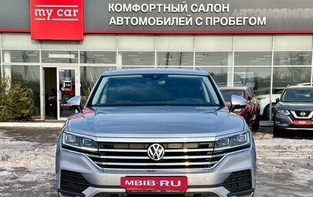 Volkswagen Touareg III, 2018 год, 4 990 000 рублей, 2 фотография