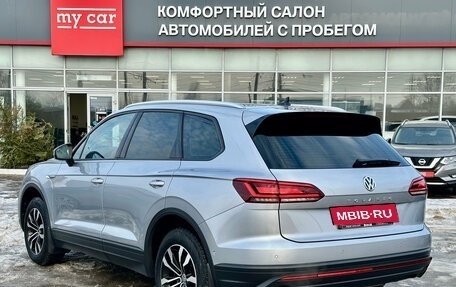 Volkswagen Touareg III, 2018 год, 4 990 000 рублей, 6 фотография