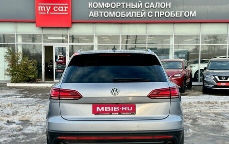 Volkswagen Touareg III, 2018 год, 4 990 000 рублей, 5 фотография