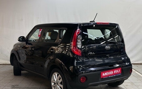 KIA Soul II рестайлинг, 2017 год, 1 590 000 рублей, 4 фотография