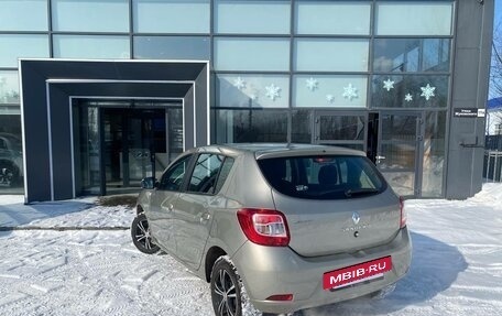 Renault Sandero II рестайлинг, 2016 год, 990 000 рублей, 8 фотография