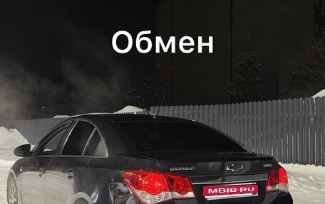 Chevrolet Cruze II, 2010 год, 750 000 рублей, 1 фотография