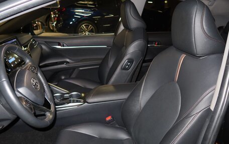 Toyota Camry, 2023 год, 3 499 000 рублей, 6 фотография