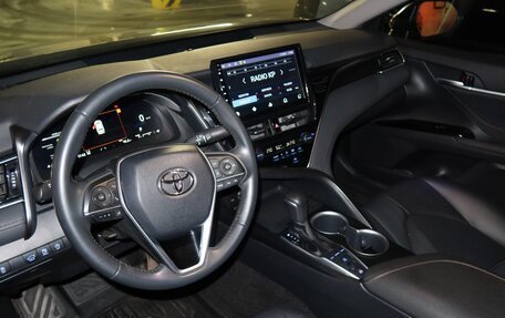 Toyota Camry, 2023 год, 3 499 000 рублей, 4 фотография