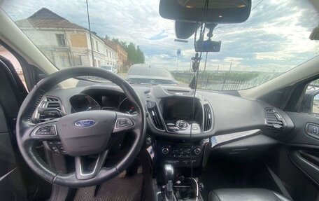 Ford Escape III, 2017 год, 1 650 000 рублей, 4 фотография