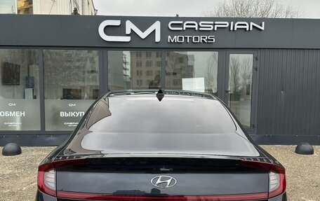 Hyundai Sonata VIII, 2019 год, 2 100 000 рублей, 4 фотография