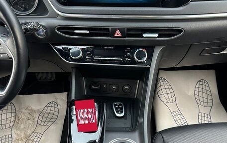 Hyundai Sonata VIII, 2019 год, 2 100 000 рублей, 6 фотография