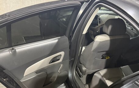 Chevrolet Cruze II, 2010 год, 750 000 рублей, 17 фотография