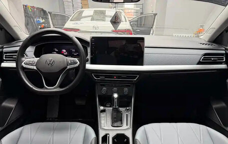 Volkswagen Lavida, 2023 год, 2 070 077 рублей, 10 фотография