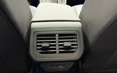 Volkswagen Lavida, 2023 год, 2 070 077 рублей, 11 фотография