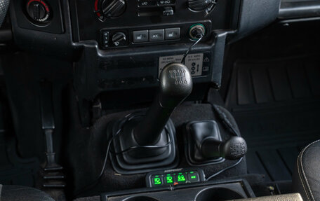 Land Rover Defender I, 2012 год, 2 500 000 рублей, 22 фотография