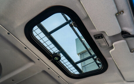 Land Rover Defender I, 2012 год, 2 500 000 рублей, 28 фотография