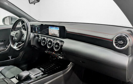 Mercedes-Benz CLA, 2021 год, 3 700 000 рублей, 11 фотография